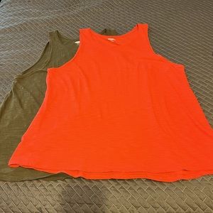 Old Navy Everywhere Tanks (2)